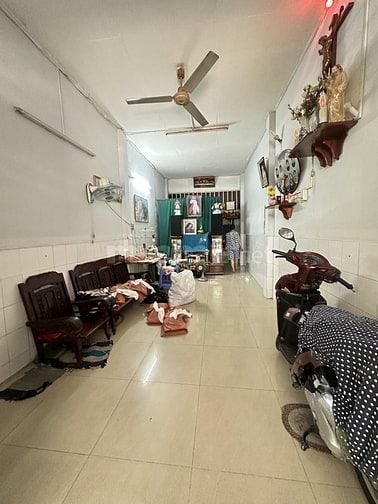 88. Bán nhà Khuông Việt, giáp Q11- 65m2 - 3 tầng HXH 6m giá 6 tỷ 