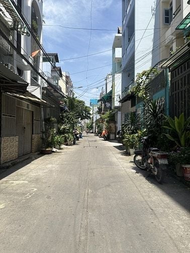 88. Bán nhà Khuông Việt, giáp Q11- 65m2 - 3 tầng HXH 6m giá 6 tỷ 