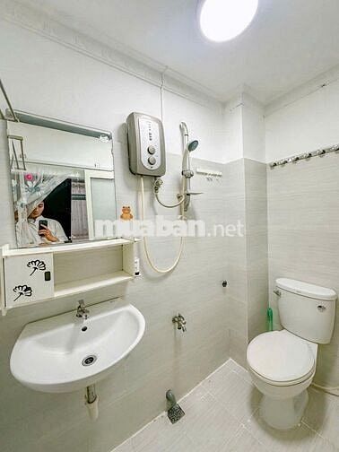 NHÀ NHỎ Q.6 ĐẦY ĐỦ CÔNG NĂNG - MỚI ĐẸP LUNG LINH -  ĐƯỜNG TRƯỚC NHÀ 5M