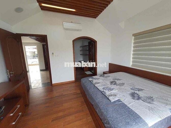 Cho thuê BIỆT THỰ COMPOUND NAM PHÚ. DT 288m2- Giá 100 triệu/tháng