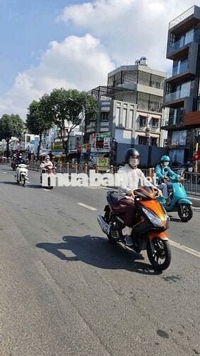 CHo thuê mbkd đất trống mặt tiền đường Nguyễn sơn 6,5x22m