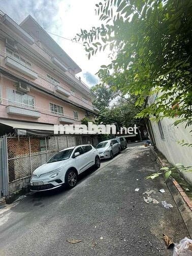 Cho thuê nhà 3 lầu 3PN Nguyễn Thái Bình, Tân Bình – 19,5tr/th