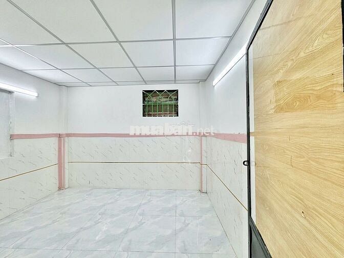 Studio giá rẻ Gần ĐH Gia Định, Sân Bay Có máy lạnh cửa sổ trời