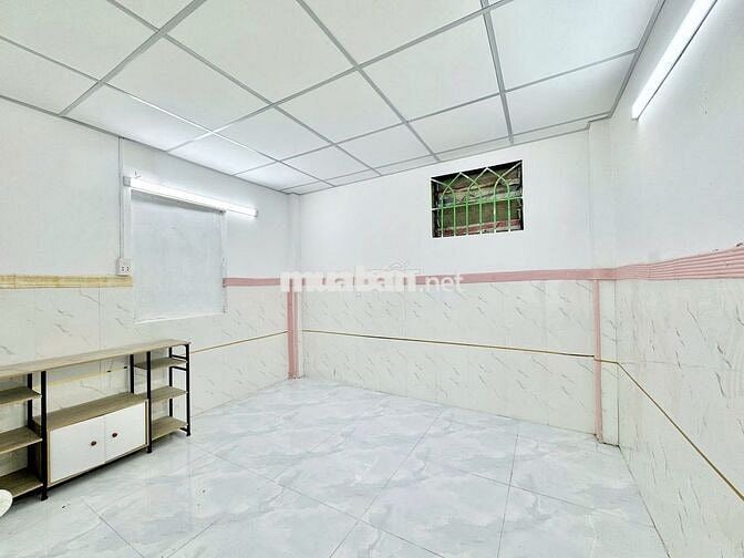 Studio giá rẻ Gần ĐH Gia Định, Sân Bay Có máy lạnh cửa sổ trời