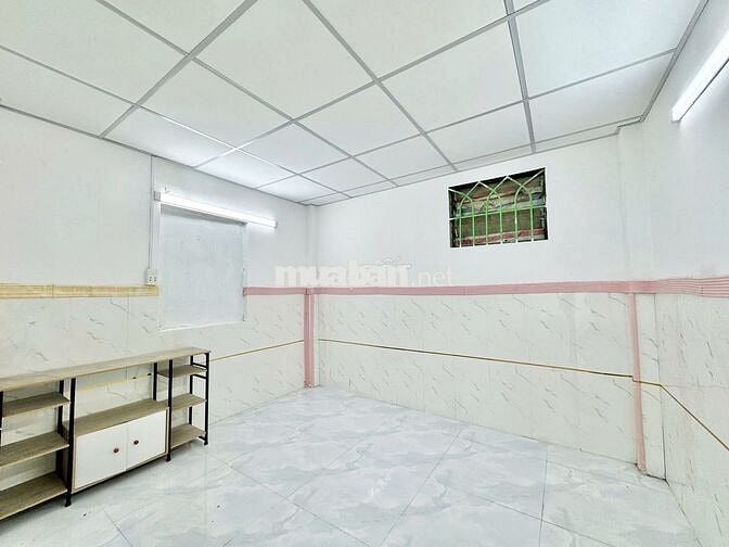 Studio giá rẻ Gần ĐH Gia Định, Sân Bay Có máy lạnh cửa sổ trời