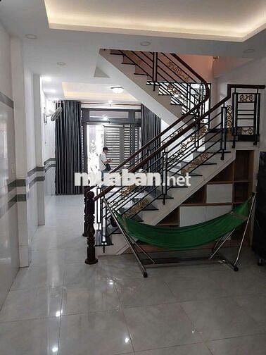 Nhà 2mt trước sau hẻm 6m thông 4x14m 2lầu 4pn 3wc. Pham van Chieu gv