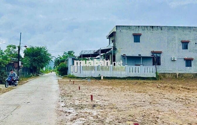 CẦN BÁN NHANH LÔ ĐẤT SAU CHỢ ĐẠI HIỆP GIÁ CHIT 7XX.LÔ