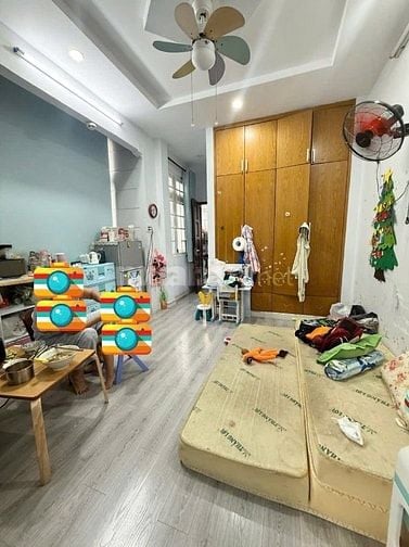 1 ĐỜI CHỦ - GẦN CC BÀU CÁT - MT KINH DOANH 6M THÔNG - 64M2 CHỈ 9.6 TỶ 