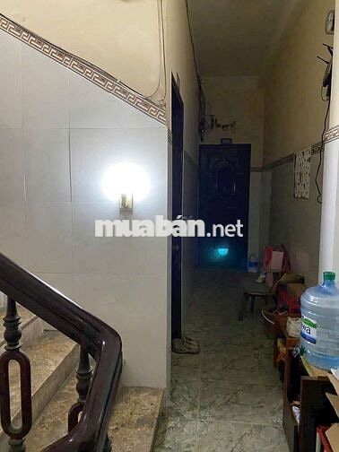 Cần bán gấp nhà P ĐHT Q12.DT 5 x25.  1 trệt 4 lầu 12PN 12 WS xe hơi