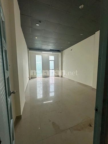 BÁN NHÀ CÁCH VÀI CĂN ĐẾN MẶT TIỀN ĐƯỜNG 