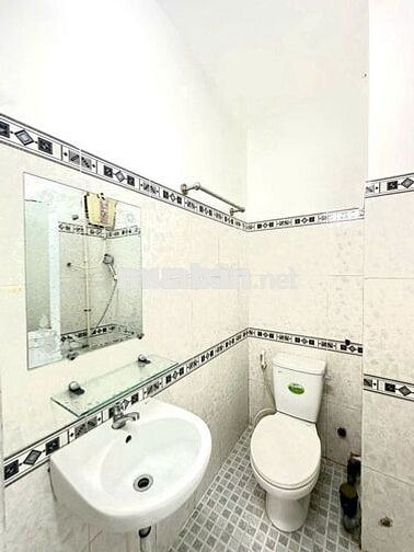 Phòng Đẹp, Đón Nắng, An Ninh Gần Emart Phan Huy Ích Gò Vấp