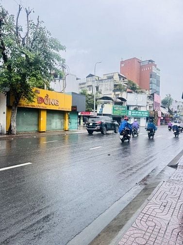 Mặt tiền giá rẻ, Nguyễn Kiệm, Phú Nhuận, 4x19, 4 tầng 5PN, chỉ 12 tỷ X