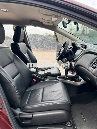 Honda City 2018 1.5 TOP màu đỏ đô rất đẹp