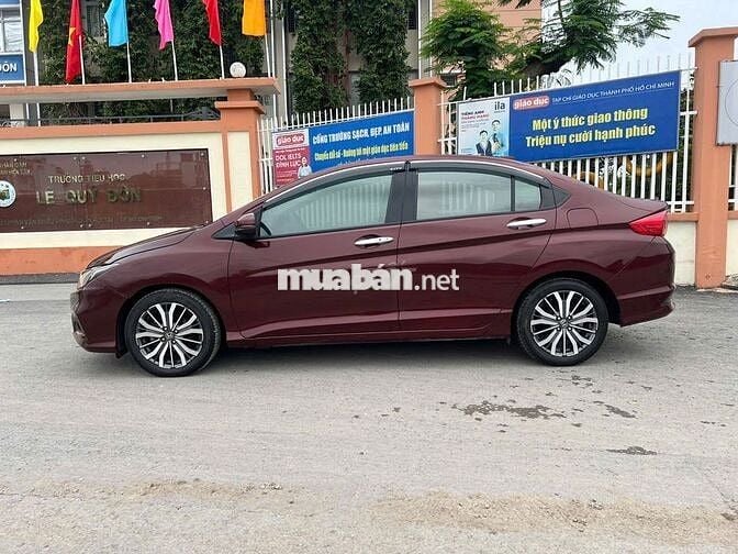 Honda City 2018 1.5 TOP màu đỏ đô rất đẹp