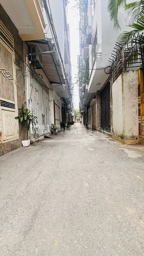 Bán mảnh đất P/Lô ô tô phố Thịnh Liệt, Hoàng Mai, Dt 51m2, mt 4.2m.