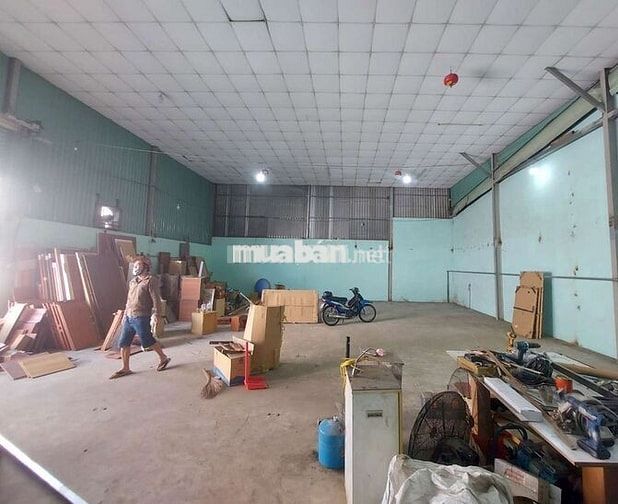 CHO THUÊ KHO,XƯỞNG 370M² GIÁ 30T/T, Đ XÊ CÔNG KCN TÂN BÌNH