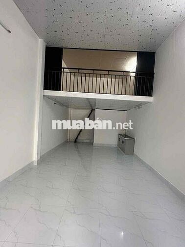 Cho thuê nhà MT Nguyễn Lộ Trạch cách Aeon 500 mét