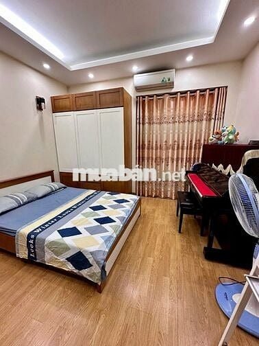 PHÂN LÔ Ô TÔ TRÁNH - Ô TÔ ĐỖ CỬA VỪA Ở VỪA KINH DOANH - CHỈ 17,7 TỶ