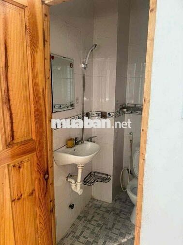 CHO THUÊ NHÀ NGUYÊN CĂN NGAY CHÂN CẦU BÌNH LỢI ĐƯỜNG NƠ TRANG LONG