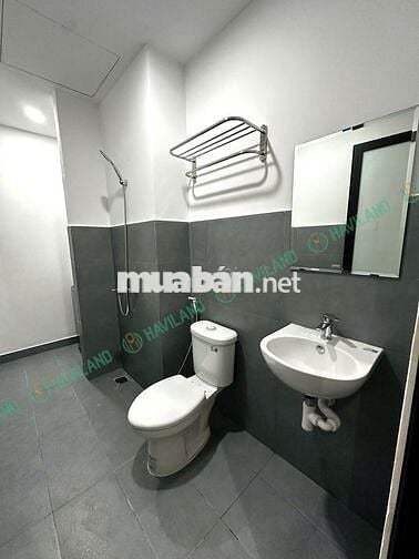 CĂN HỘ 1 PHÒNG NGỦ CÓ BAN CÔNG FULL NỘI THẤT NGAY CẦU TRUNG LƯƠNG