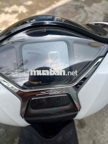 cần bán xe chính chủ ký giấy xe đẹp zin êm