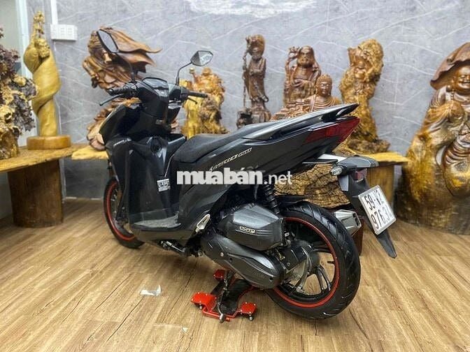 👉Vario 150cc 2018 chính chủ khoá smartkey