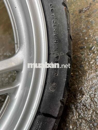 cần bán xe chính chủ ký giấy xe đẹp zin êm