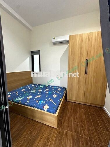 CĂN HỘ 1 PHÒNG NGỦ CÓ BAN CÔNG FULL NỘI THẤT NGAY CẦU TRUNG LƯƠNG
