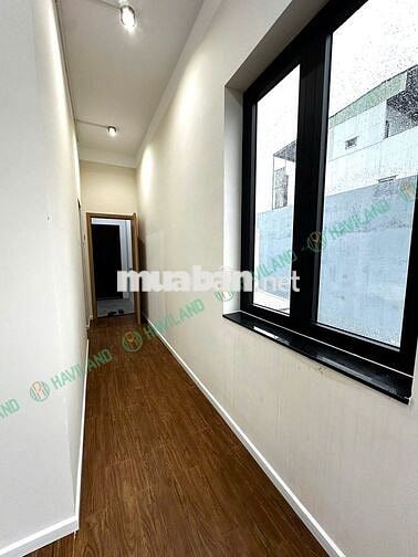 CĂN HỘ 1 PHÒNG NGỦ CÓ BAN CÔNG FULL NỘI THẤT NGAY CẦU TRUNG LƯƠNG