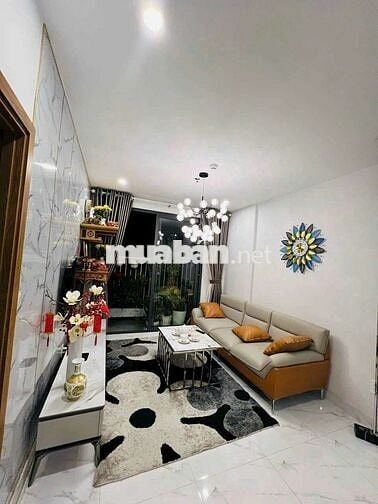 (6003) star Tower, 55,6 m2 ,bao sổ hồng: 1, 350 tỷ. Thuê 7,5 triệu/th