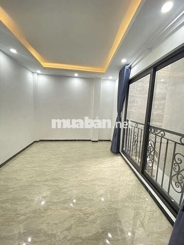 8,2 TỶ-5 TẦNG MỚI-THANG MÁY-THANH NHÀN-HBT