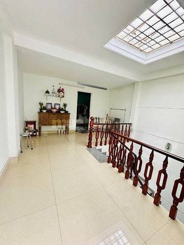 Bán nhà ( 4,5 x 12m) mặt tiền đường số 5, Phường 16. Gò Vấp.