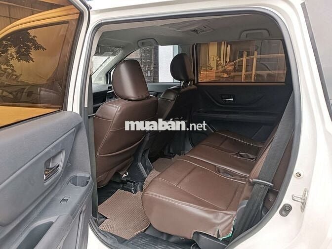 Toyota Avanza 2023 số tự động màu trắng rin