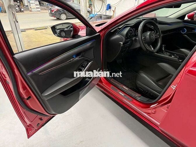 Mazda 3 Luxury 2022 - 39000 km Biển Sg 1 chủ