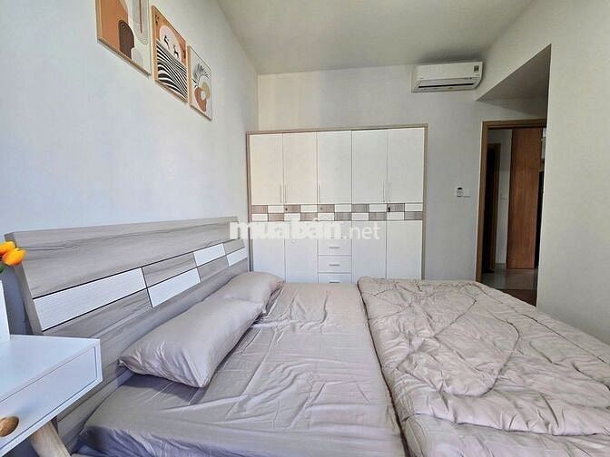 Chính chủ gửi cho thuê căn hộ 2PN Emerald -Celadon City. giá chỉ 13tr5