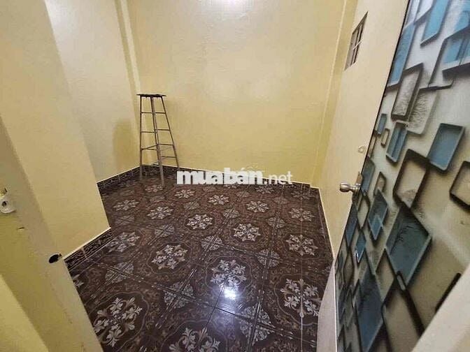 Cho thuê nhà 1T1L & 1 Lửng, đường chính 15m, KDC Bửu Long