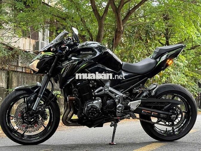 Kawasaki Z900 nhiều đồ chơi