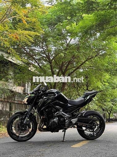 Kawasaki Z900 nhiều đồ chơi