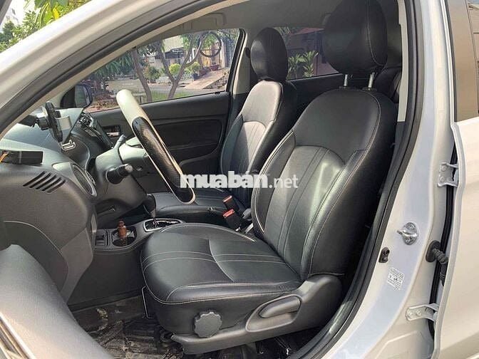 ATTRAGE PREMIUM / Trắng / 2024 / Odo 40.000km