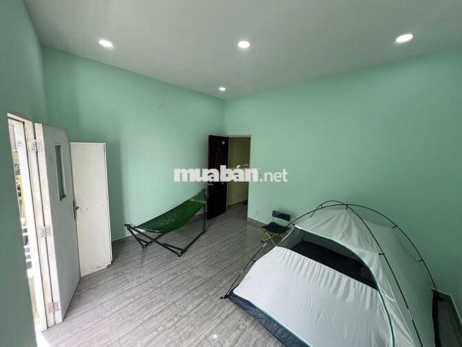 Cho thuê phòng trọ 23m2, có nhà VS riêng. gần Gigamall