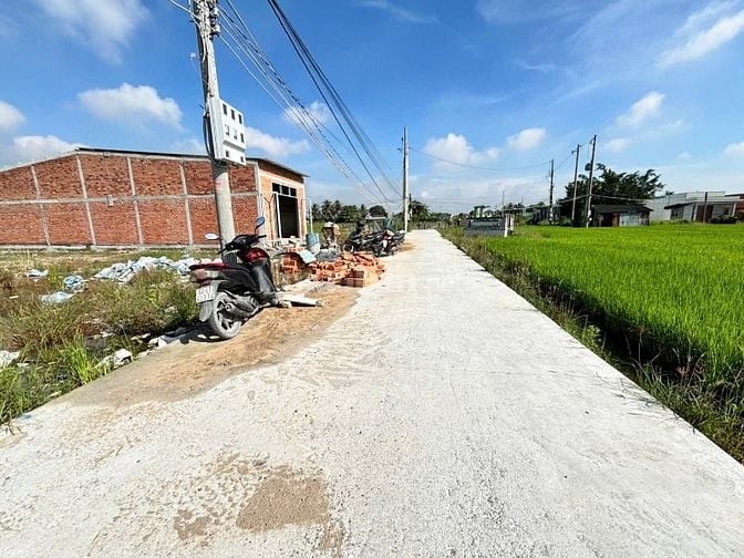 🍁 BÁN GẤP LÔ ĐẤT ĐẸP GIÁ TỐT – BẾN LỨC, LONG AN 