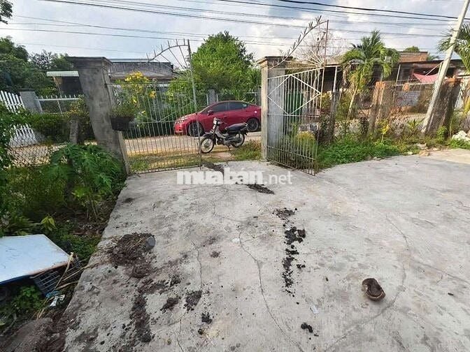 Cho thuê phòng trọ gần chợ Cẩm Giang 1,5 tr