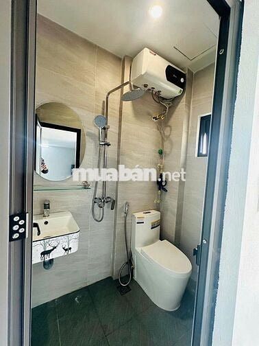 NHÀ HIẾM TRỊNH VĂN BÔ-40mX7TẦNG -PHÂN LÔ VỈA HÈ-THANG MÁY-OTO TRÁNH