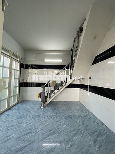 NHÀ 2 TẦNG - GIÁP QUẬN 6 - DT ; 5 X 10 - GIÁ NHỈNH ; 3 TỶ