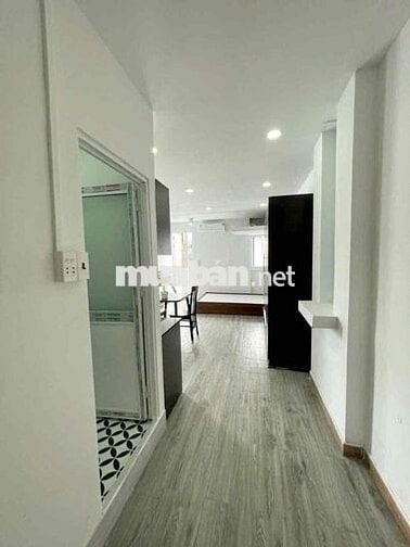 Cho Thuê Căn Hộ Studio Ban Công Thoáng Full NT Gần Ngã Tư Bắc Hải Q10