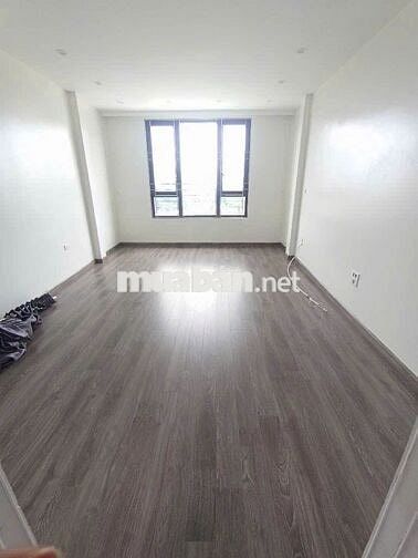 NHÀ HIẾM TRỊNH VĂN BÔ-40mX7TẦNG -PHÂN LÔ VỈA HÈ-THANG MÁY-OTO TRÁNH