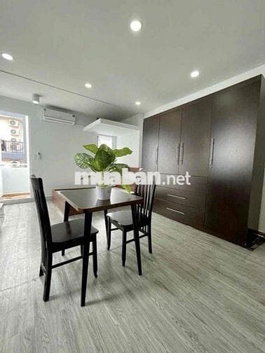 Cho Thuê Căn Hộ Studio Ban Công Thoáng Full NT Gần Ngã Tư Bắc Hải Q10