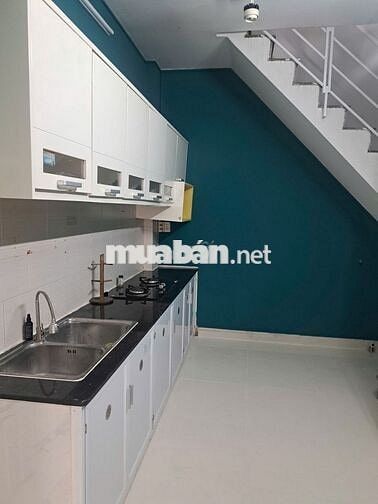 Nhà cho thuê nguyên căn 752/14 Lạc Long Quân. hẻm 6m . DT: 4 x 13m, 1L