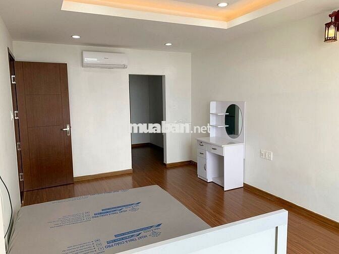 Cần bán căn hộ Remax Plaza Đ/C 20 Phạm Đình Hổ