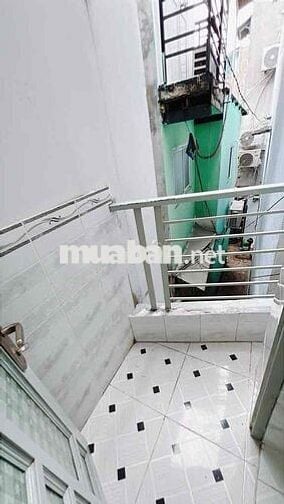 Bán nhà SHR nhỏ xinh Đoàn Văn Bơ – trệt lầu – giá 1.4 tỷ